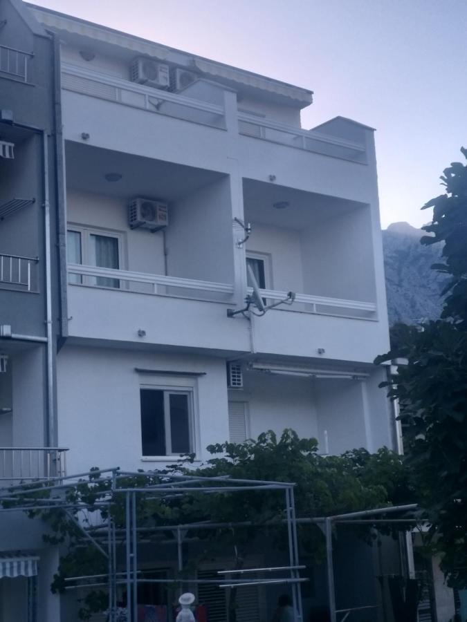 Apartmani Jukanovic Baška Voda Exteriör bild