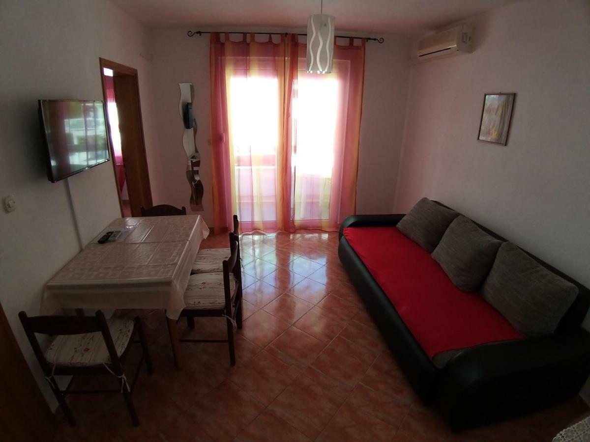Apartmani Jukanovic Baška Voda Exteriör bild